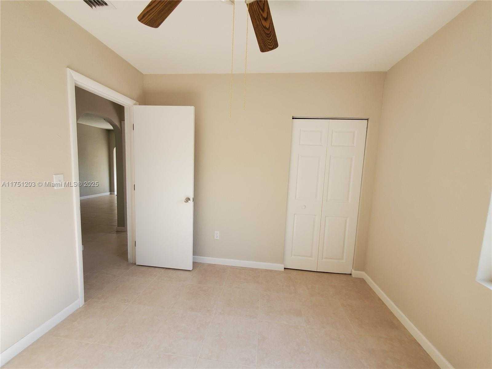 Small Image of 70 NORTH WEST 33RD ST #1, Miami Number 25
