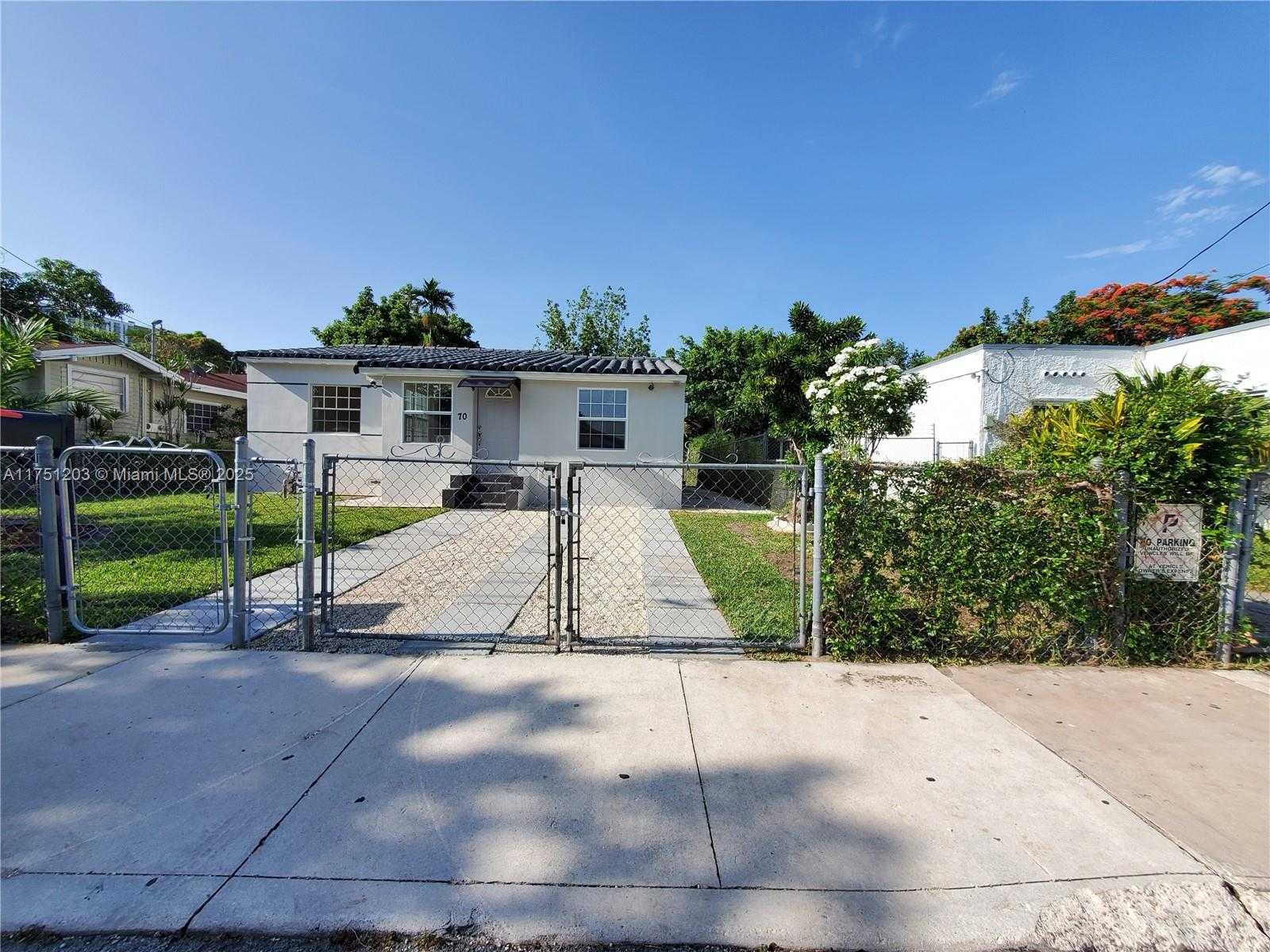Small Image of 70 NORTH WEST 33RD ST #1, Miami Number 3