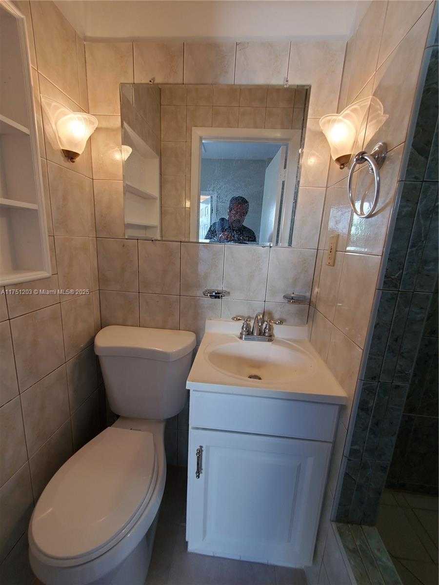 Small Image of 70 NORTH WEST 33RD ST #1, Miami Number 37