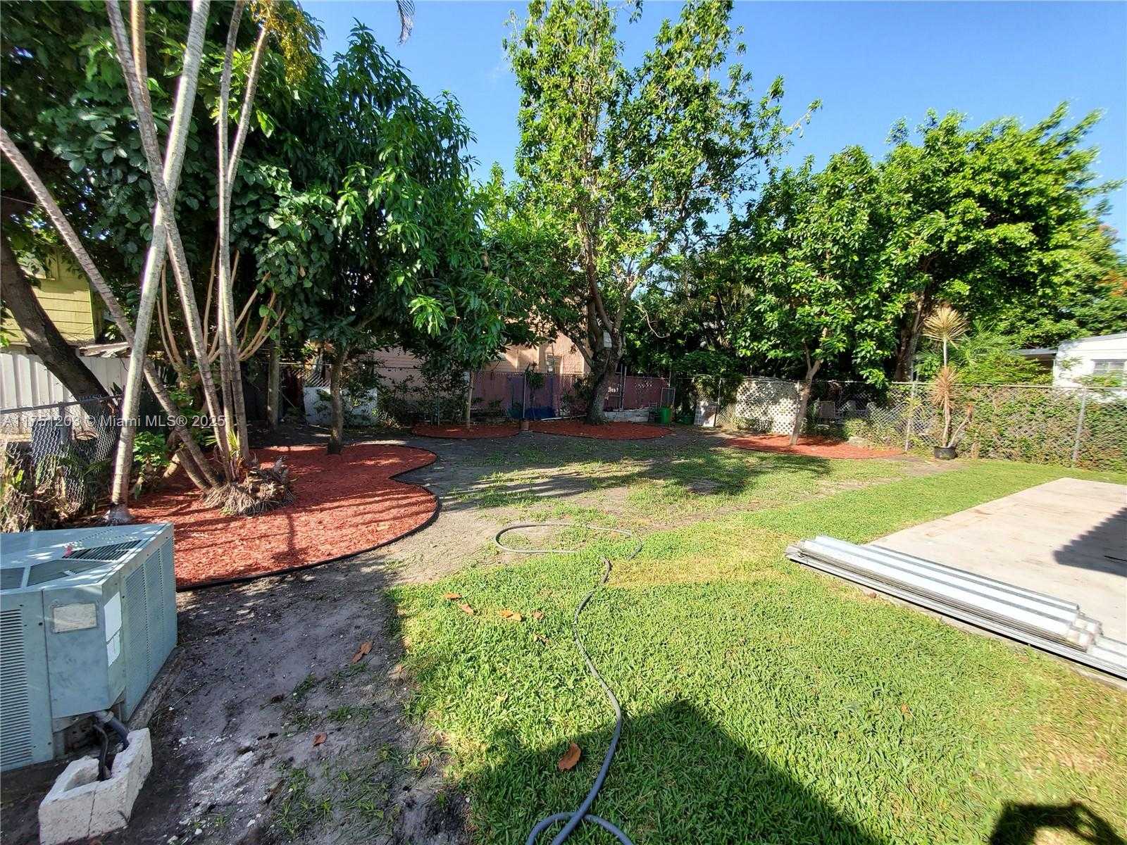 Small Image of 70 NORTH WEST 33RD ST #1, Miami Number 47