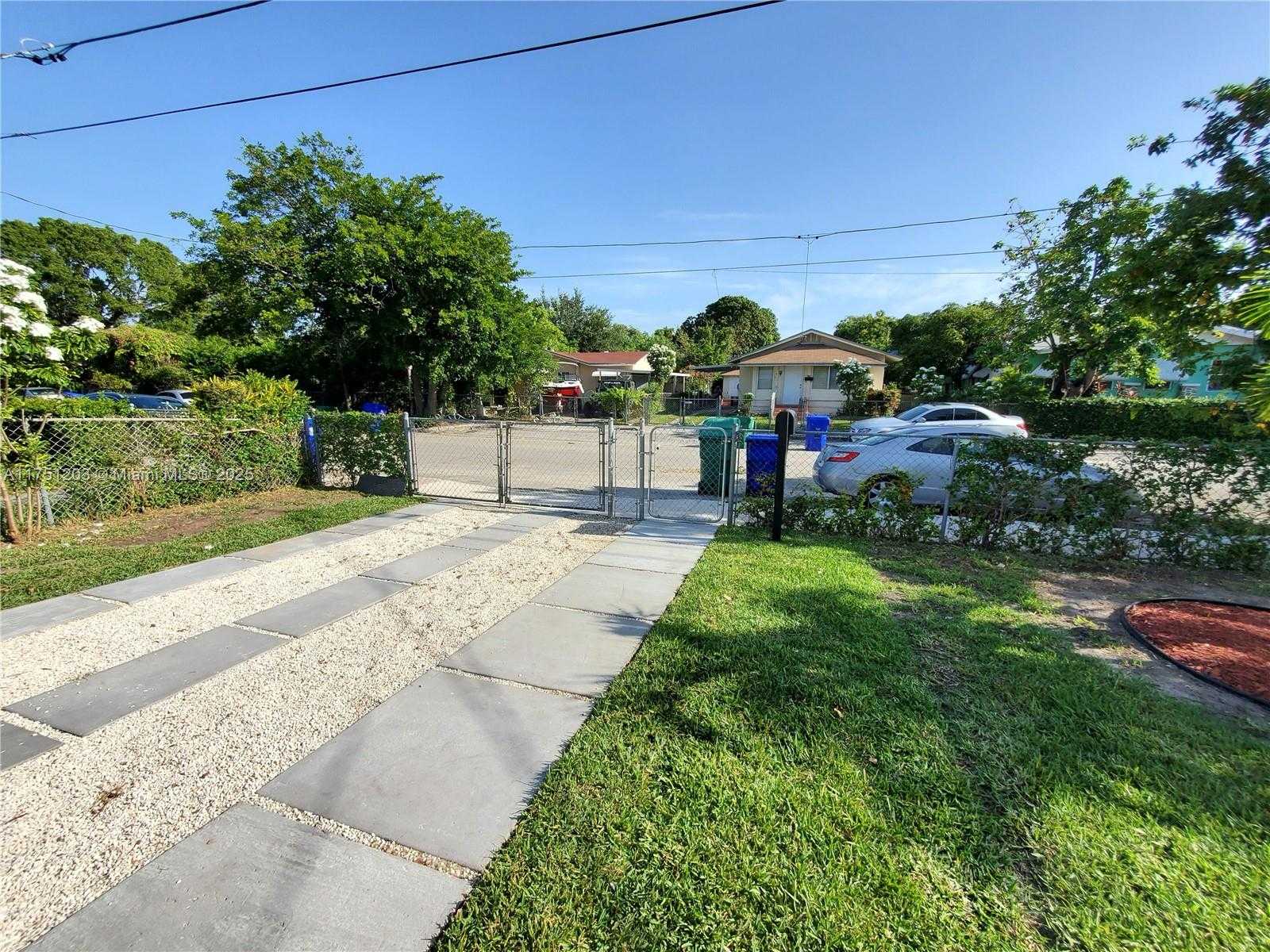 Small Image of 70 NORTH WEST 33RD ST #1, Miami Number 5