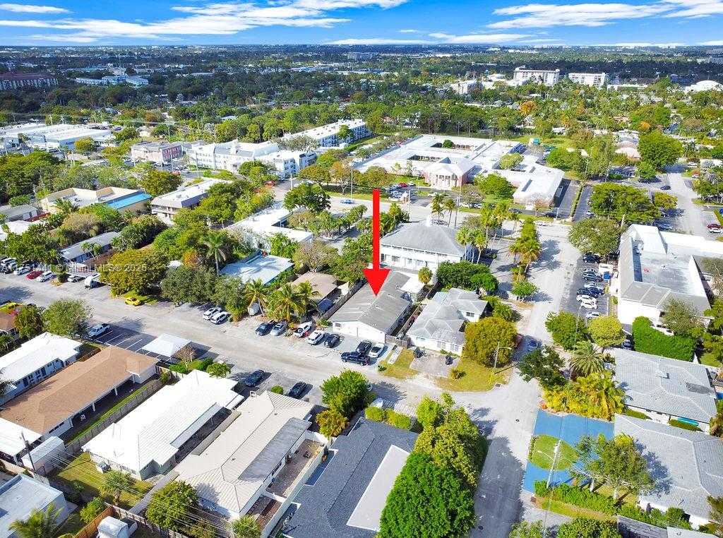 Small Image of 1717 NORTH EAST 25TH ST, Wilton Manors Number 2