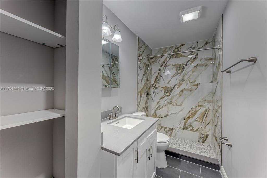 Small Image of 1717 NORTH EAST 25TH ST, Wilton Manors Number 20