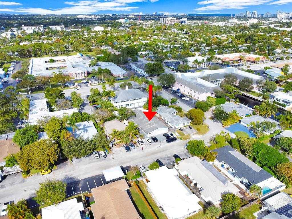 Small Image of 1717 NORTH EAST 25TH ST, Wilton Manors Number 26