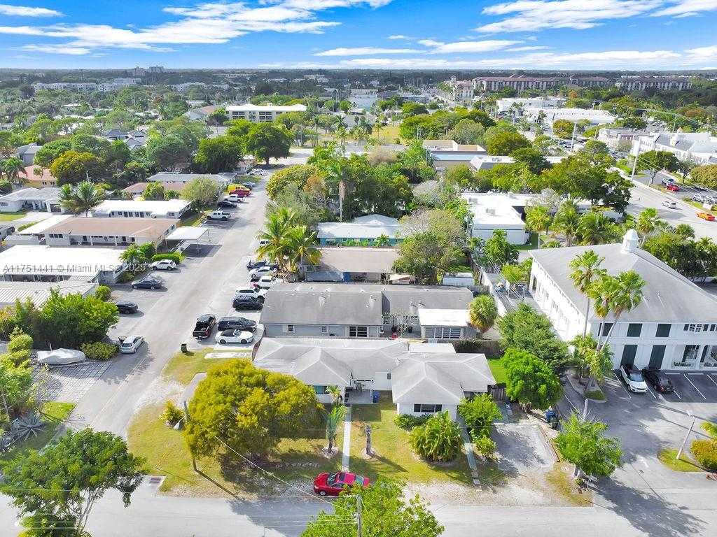 Small Image of 1717 NORTH EAST 25TH ST, Wilton Manors Number 33