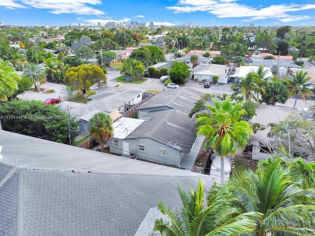 Small Image of 1717 NORTH EAST 25TH ST, Wilton Manors Number 35