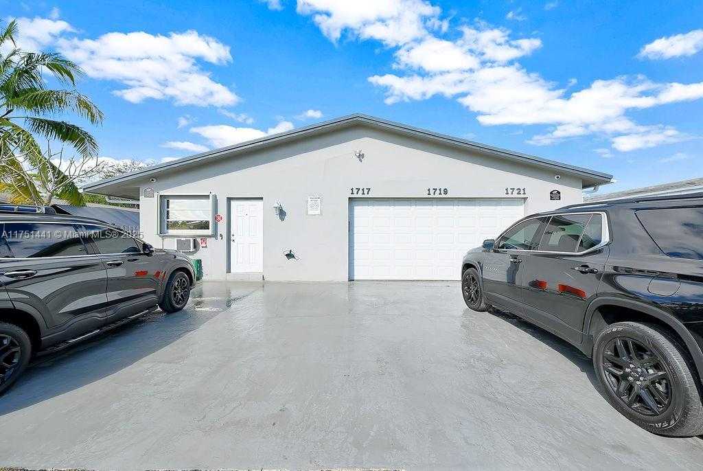 Small Image of 1717 NORTH EAST 25TH ST, Wilton Manors Number 37