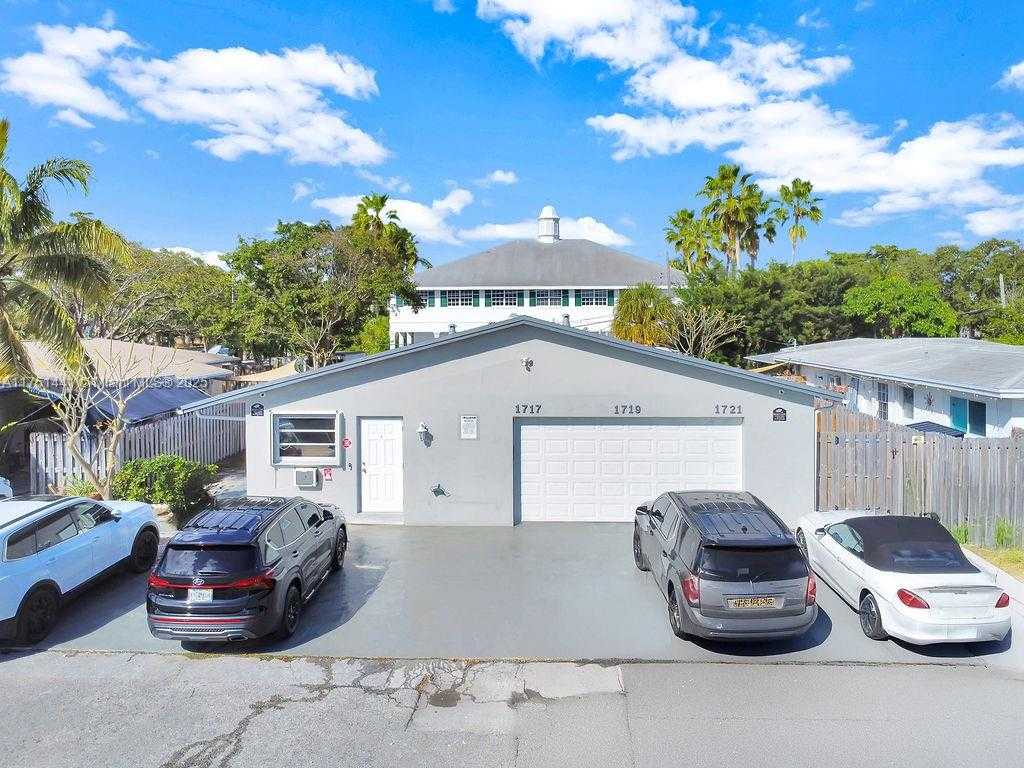 Small Image of 1717 NORTH EAST 25TH ST, Wilton Manors Number 7