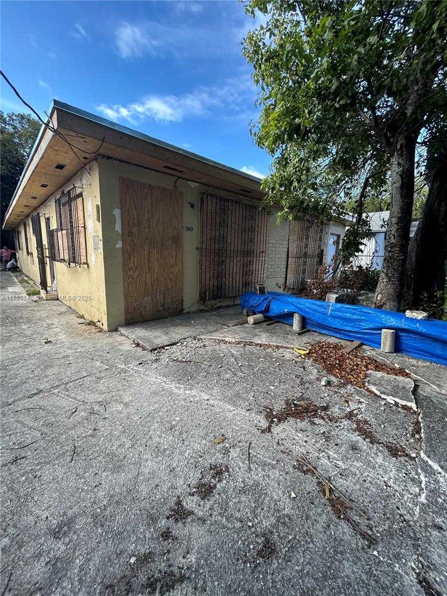 Small Image of 1780 NORTH WEST 15TH ST, Miami Number 2