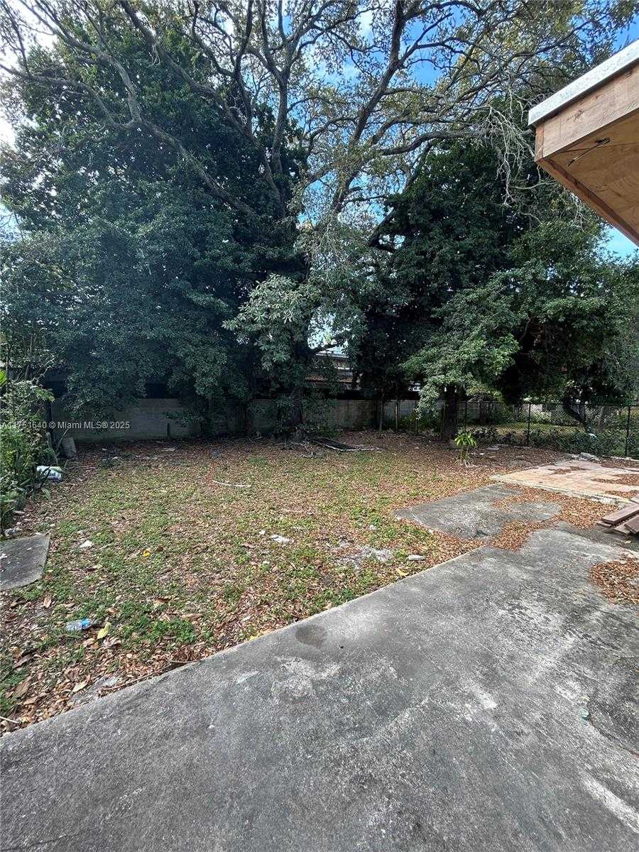 Small Image of 1780 NORTH WEST 15TH ST, Miami Number 8