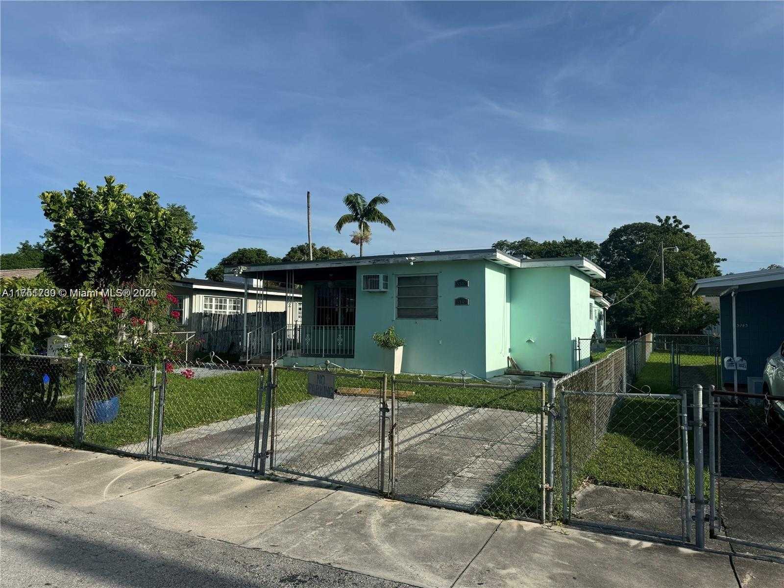 Small Image of 5147 NORTH WEST 1ST ST, Miami Number 4