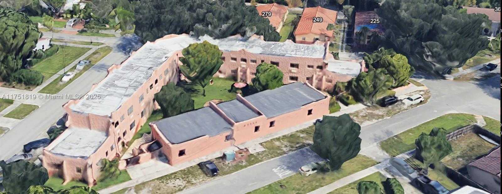 Small Image of 200 AZURE WAY #23, Miami Springs Number 52