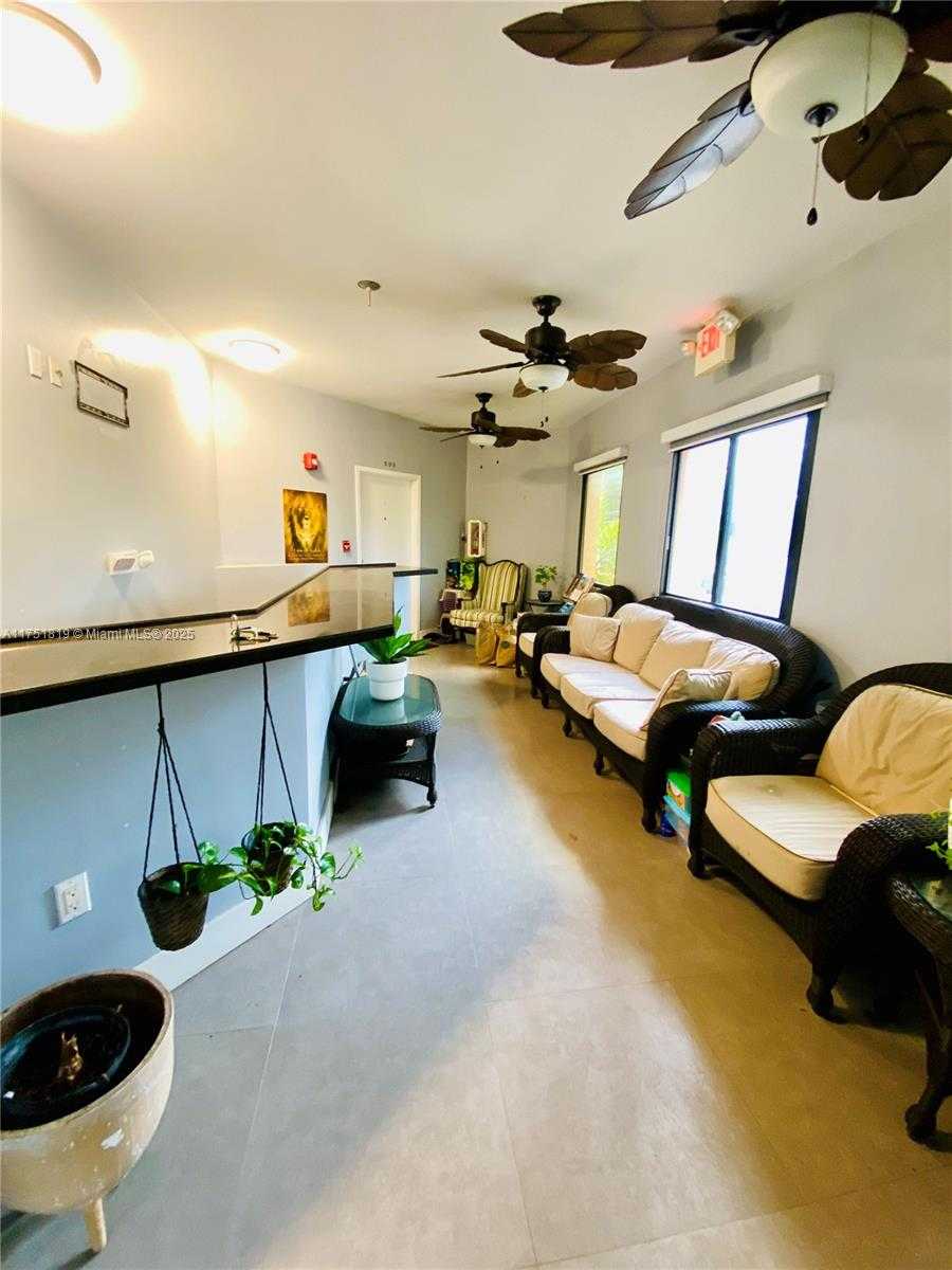 Small Image of 200 AZURE WAY #23, Miami Springs Number 8