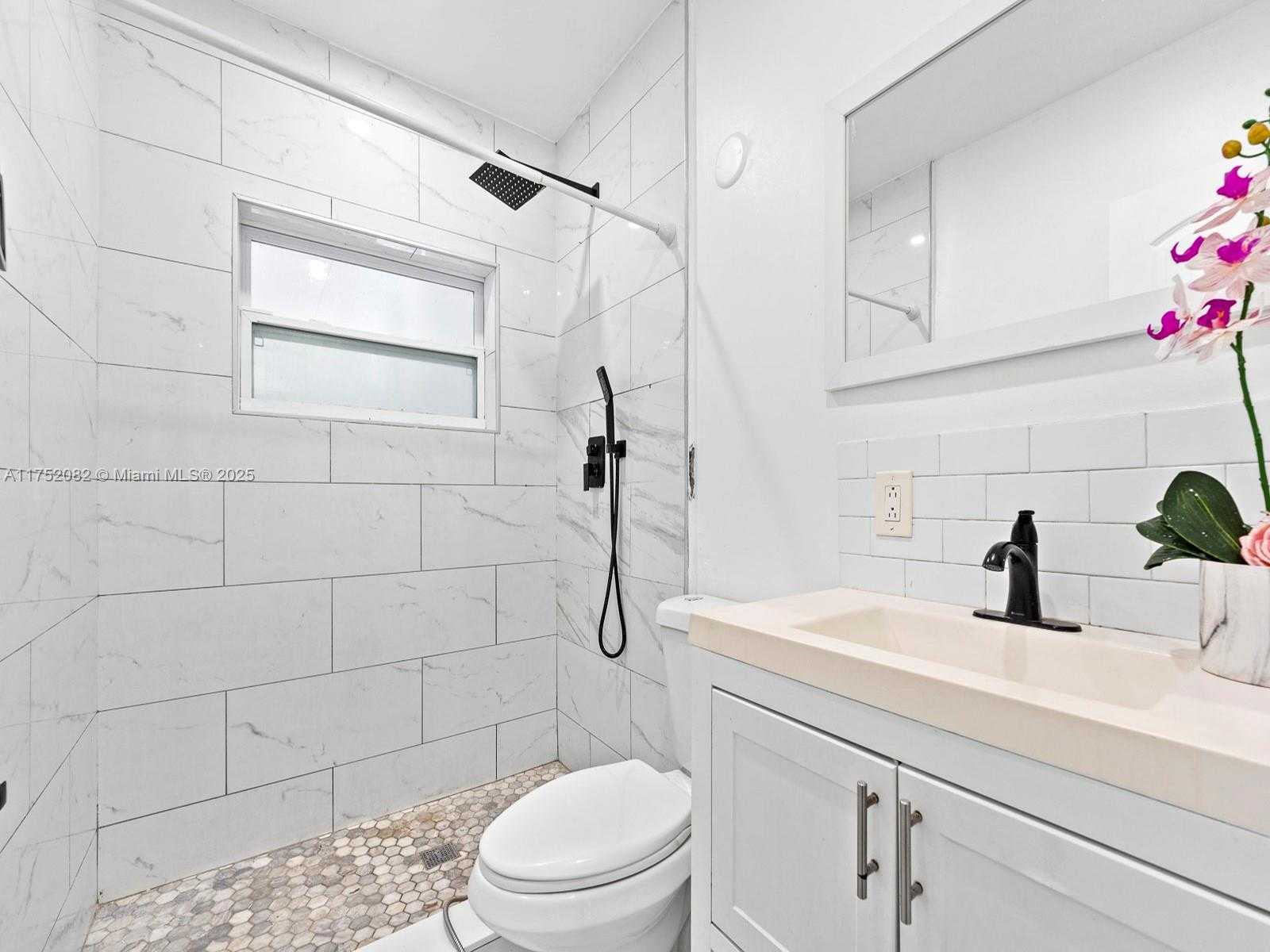Small Image of 1230 NORTH WEST 35TH ST, Miami Number 11