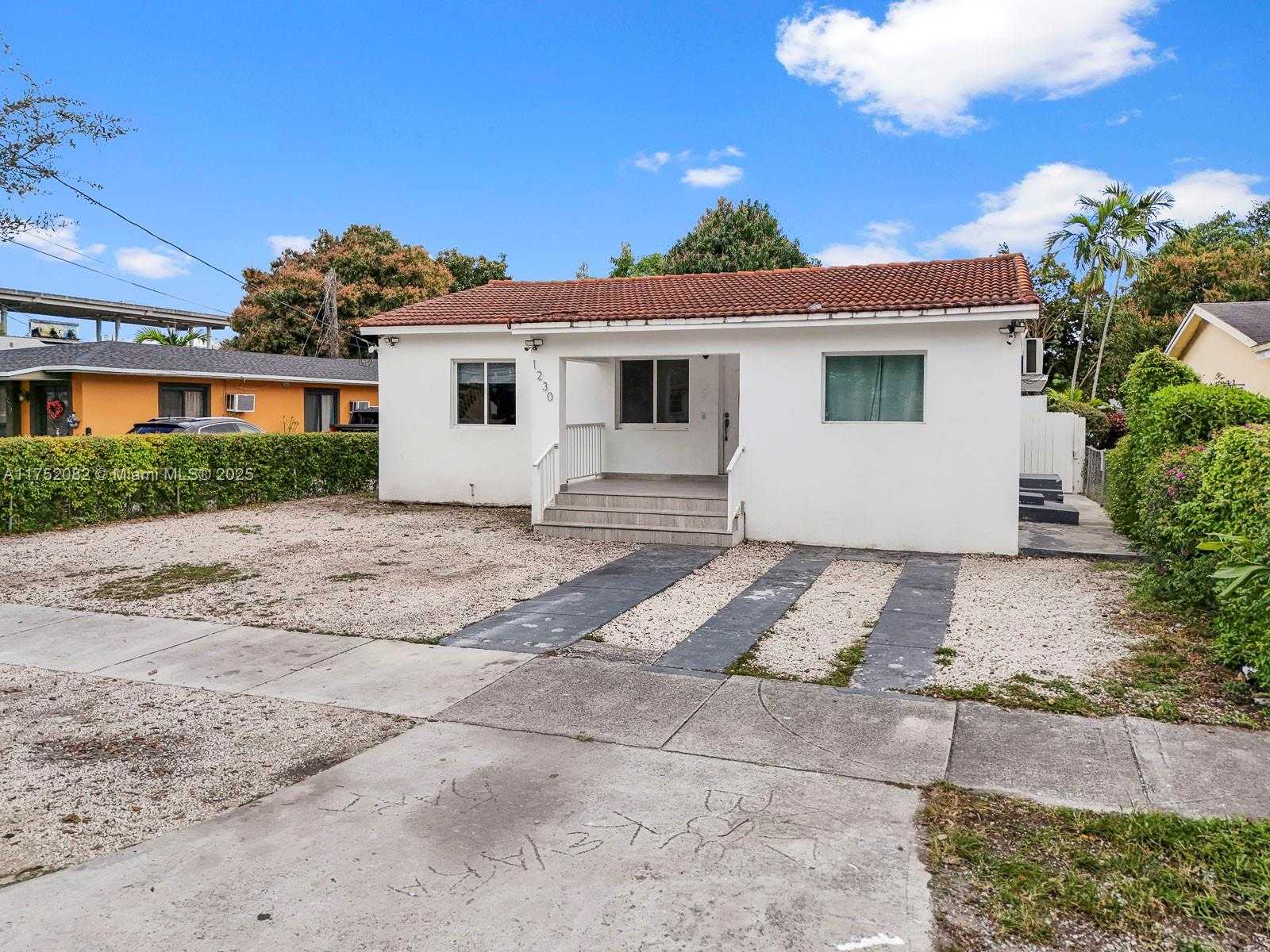 Small Image of 1230 NORTH WEST 35TH ST, Miami Number 30