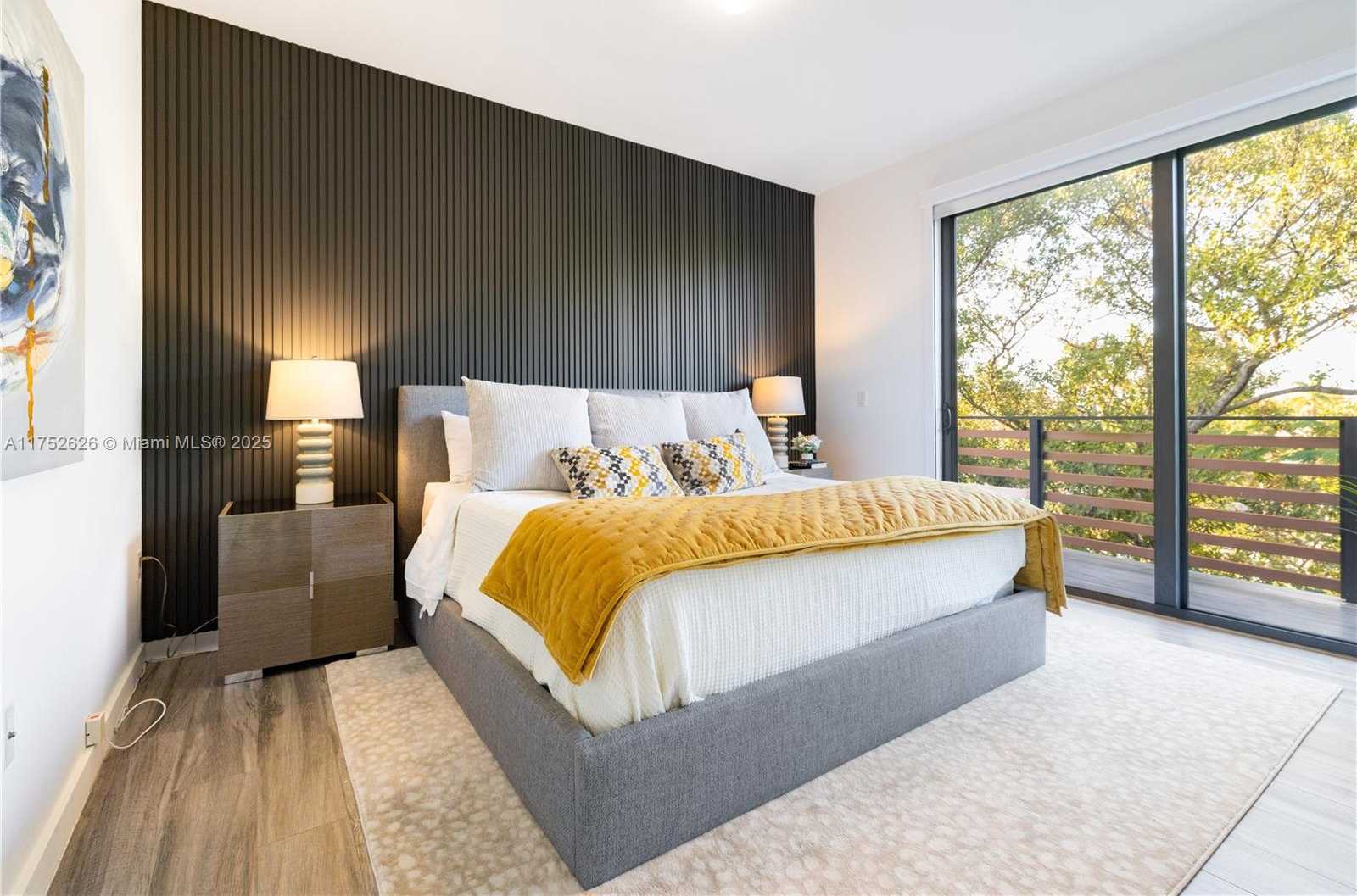 Small Image of 2955 BIRD AVE #6, Miami Number 24