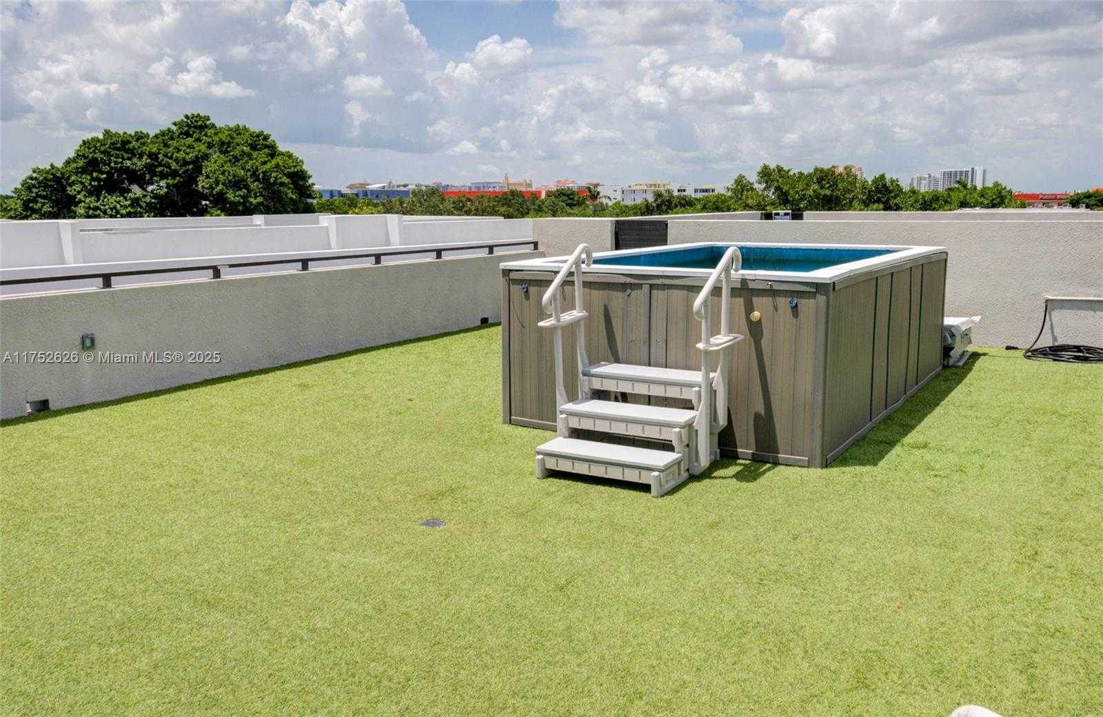 Small Image of 2955 BIRD AVE #6, Miami Number 29