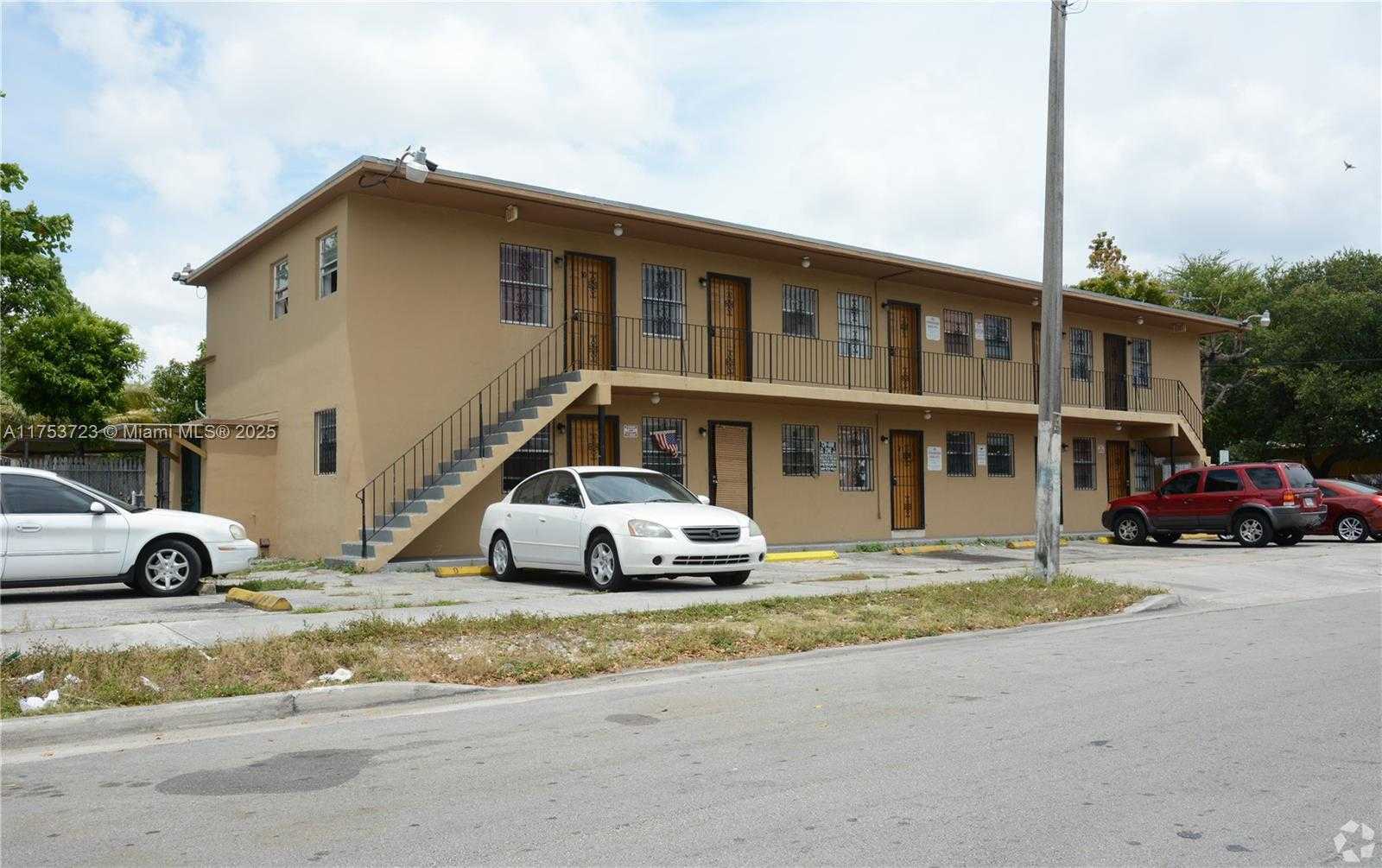 Small Image of 2780 NORTH WEST 15TH AVE #10, Miami Number 2