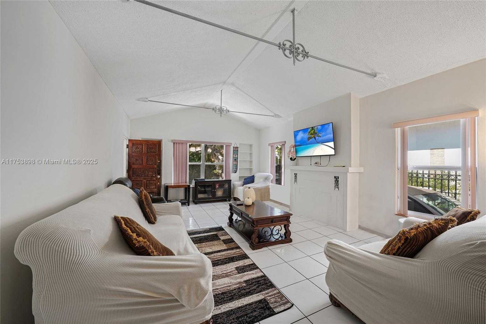 Small Image of 4727 NORTH EAST 1ST CT #3, Miami Number 11
