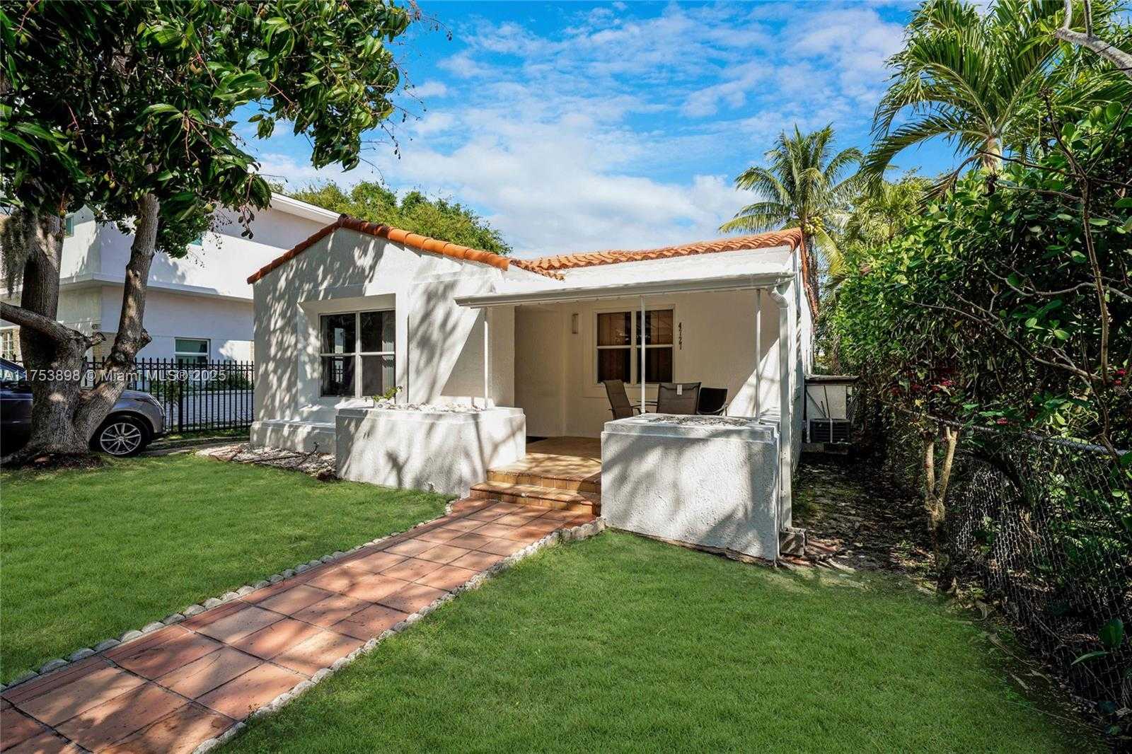 Small Image of 4727 NORTH EAST 1ST CT #3, Miami Number 2