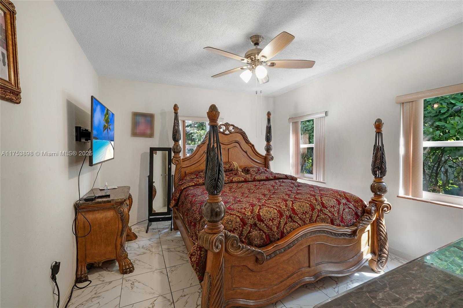 Small Image of 4727 NORTH EAST 1ST CT #3, Miami Number 24