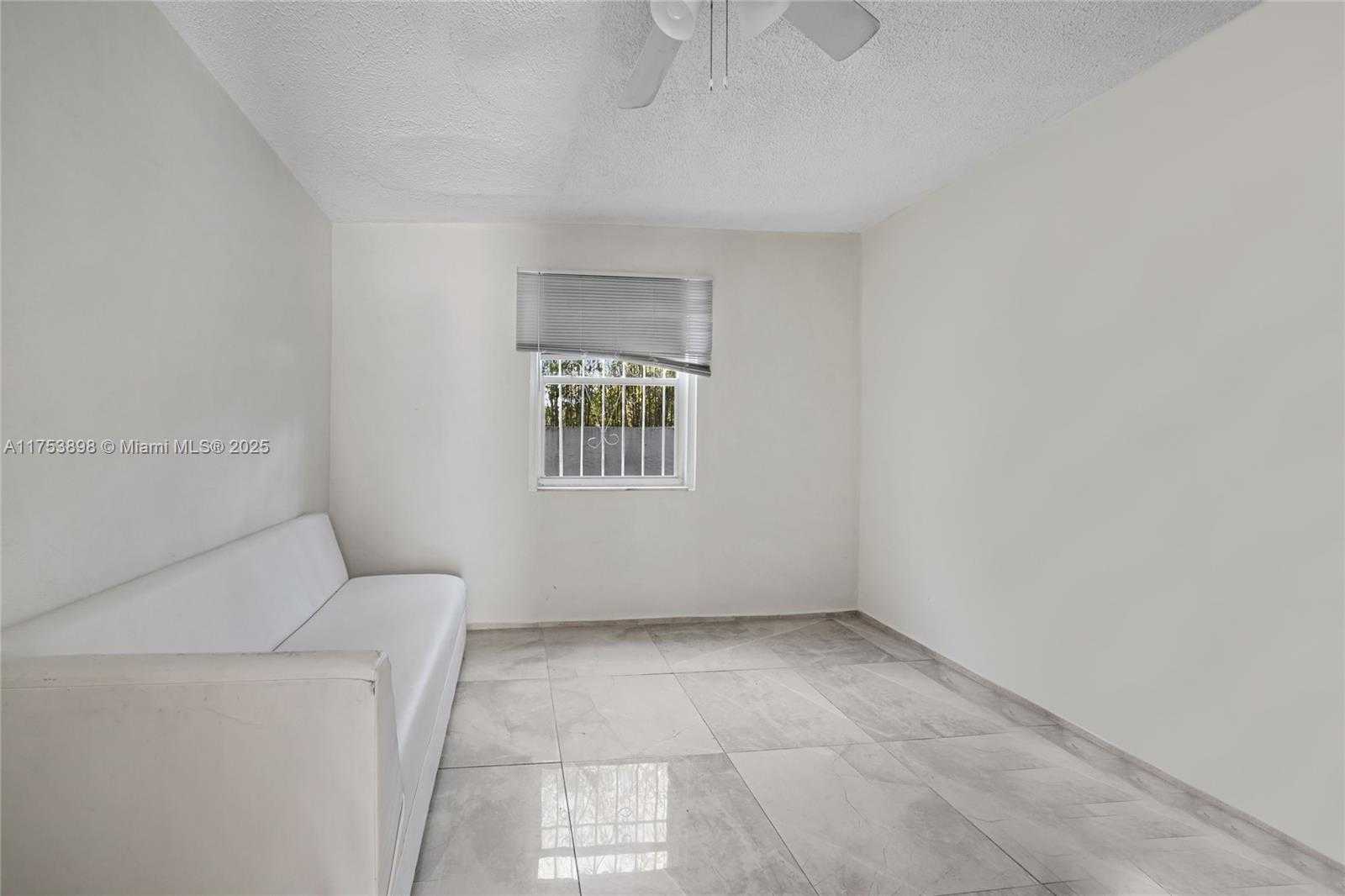 Small Image of 4727 NORTH EAST 1ST CT #3, Miami Number 32