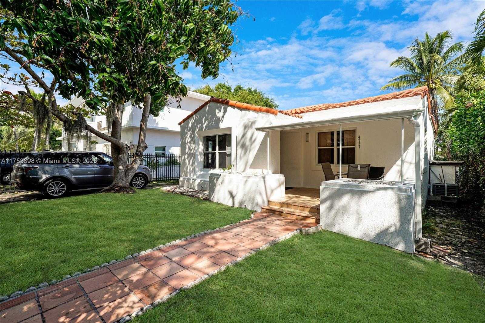 Small Image of 4727 NORTH EAST 1ST CT #3, Miami Number 34