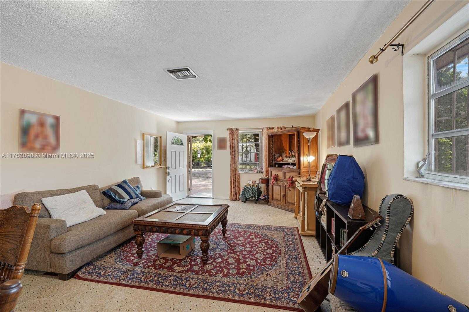 Small Image of 4727 NORTH EAST 1ST CT #3, Miami Number 36