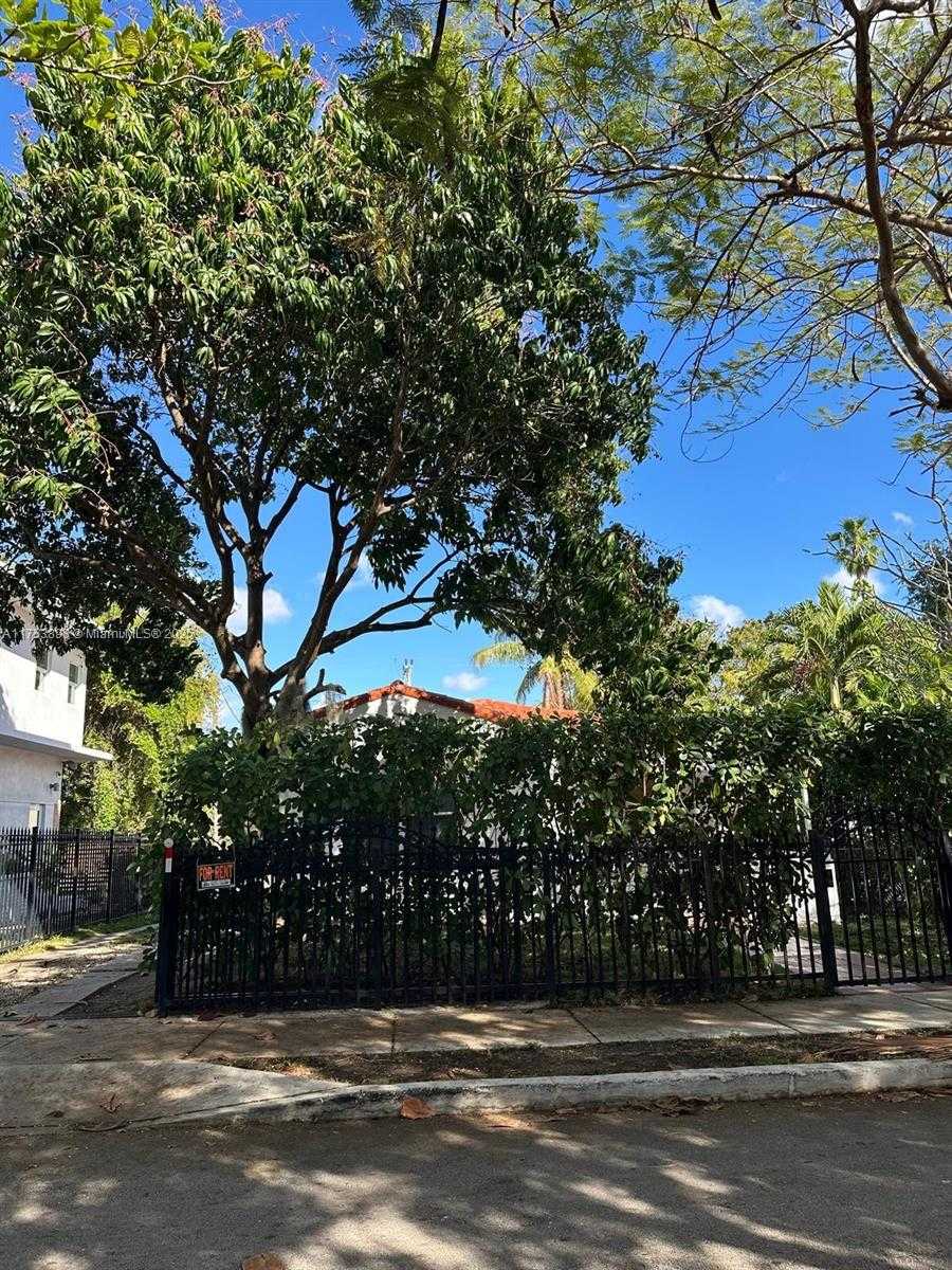 Small Image of 4727 NORTH EAST 1ST CT #3, Miami Number 38