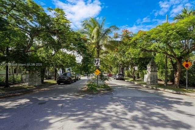 Small Image of 4727 NORTH EAST 1ST CT #3, Miami Number 45