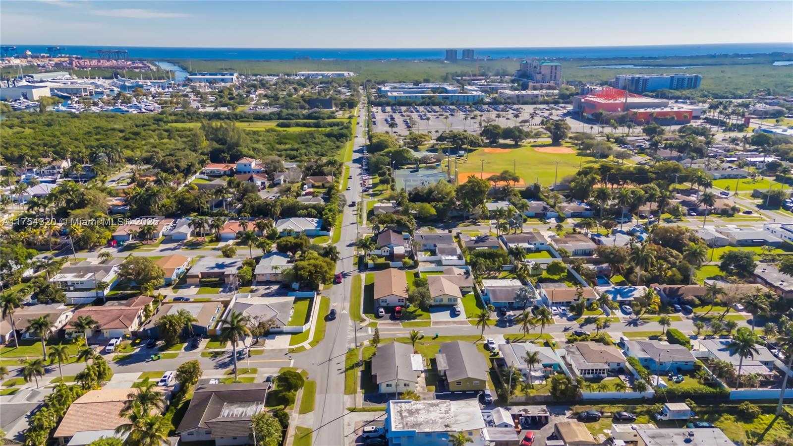 Small Image of 137 NORTH EAST 1ST CT #2, Dania Beach Number 19