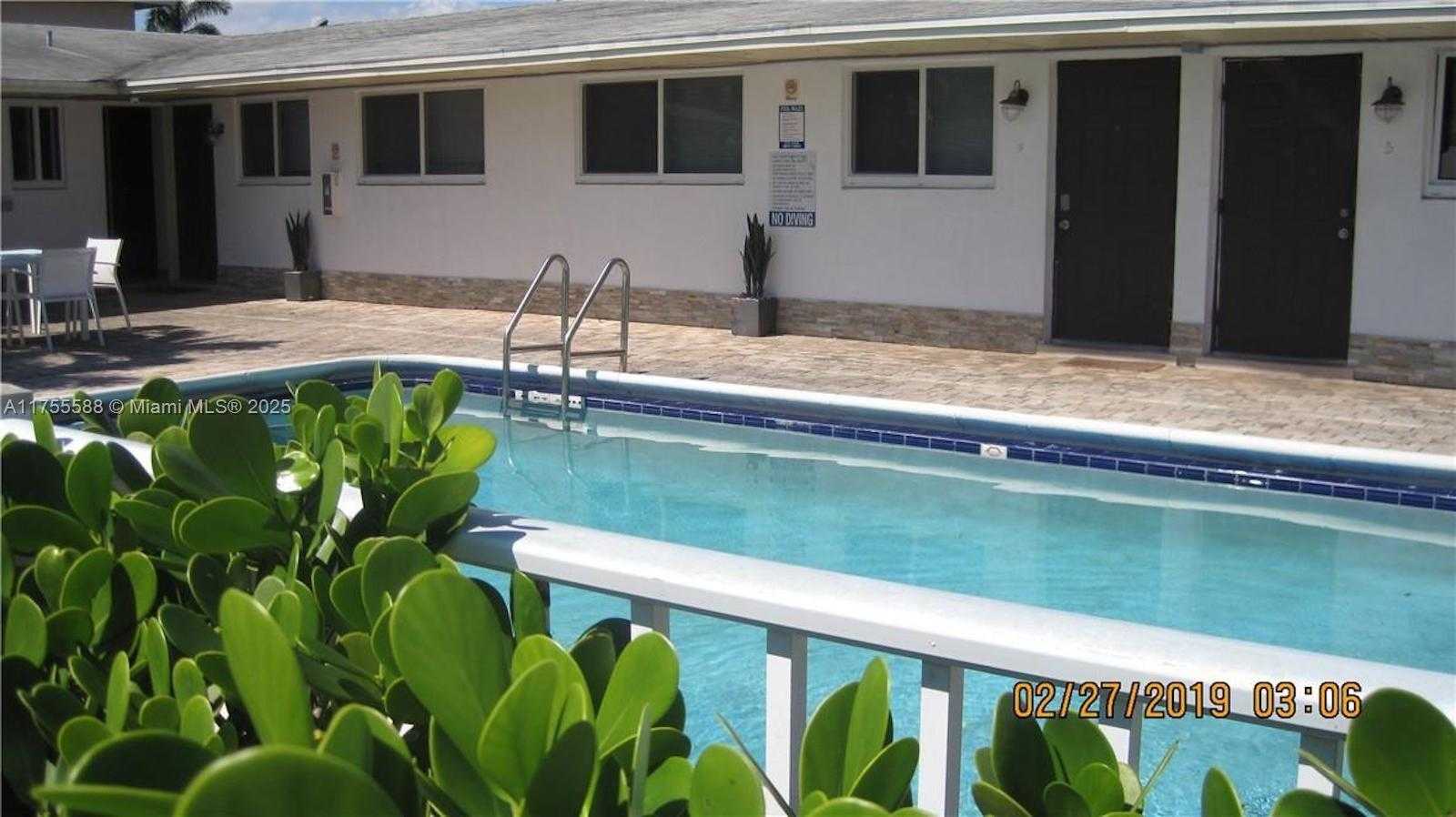 Small Image of 231 SOUTH WEST 15TH ST #8, Pompano Beach Number 2