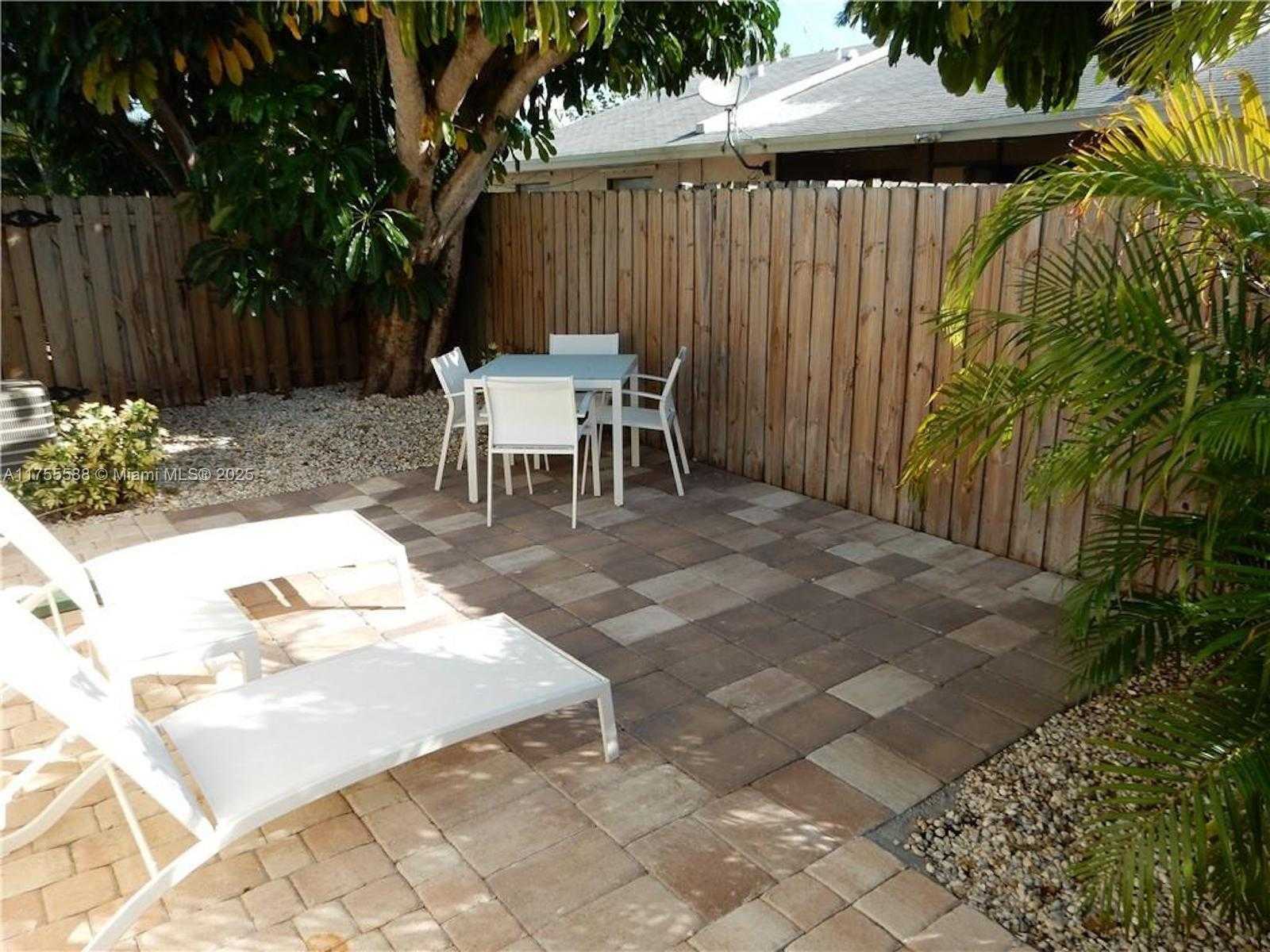Small Image of 231 SOUTH WEST 15TH ST #8, Pompano Beach Number 4