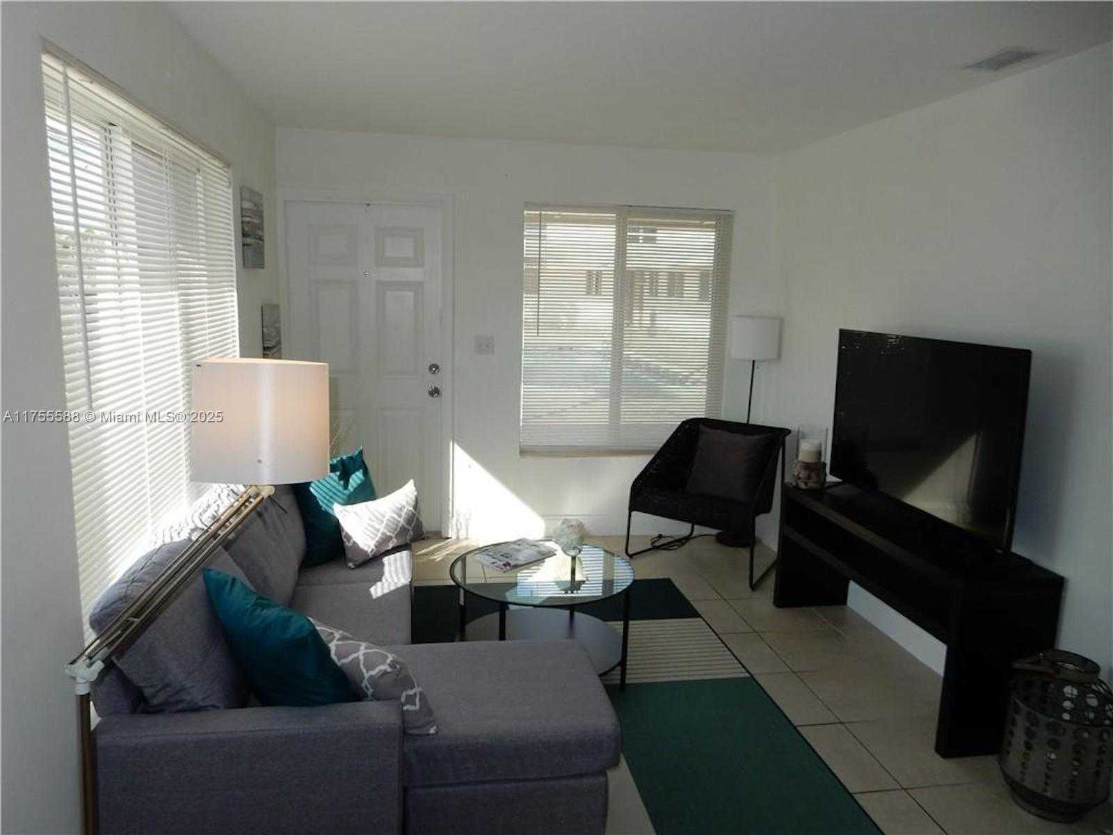 Small Image of 231 SOUTH WEST 15TH ST #8, Pompano Beach Number 7