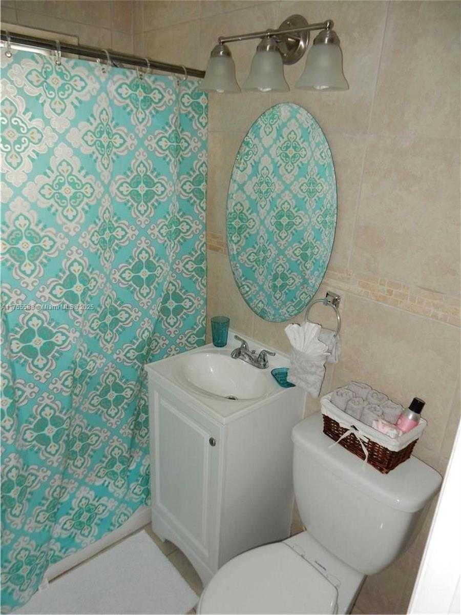 Small Image of 231 SOUTH WEST 15TH ST #8, Pompano Beach Number 9