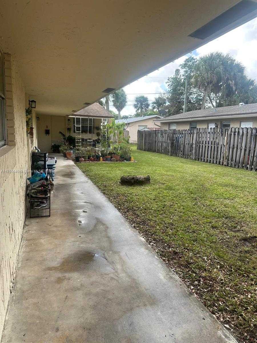 Small Image of 2888, Fort Lauderdale Number 2