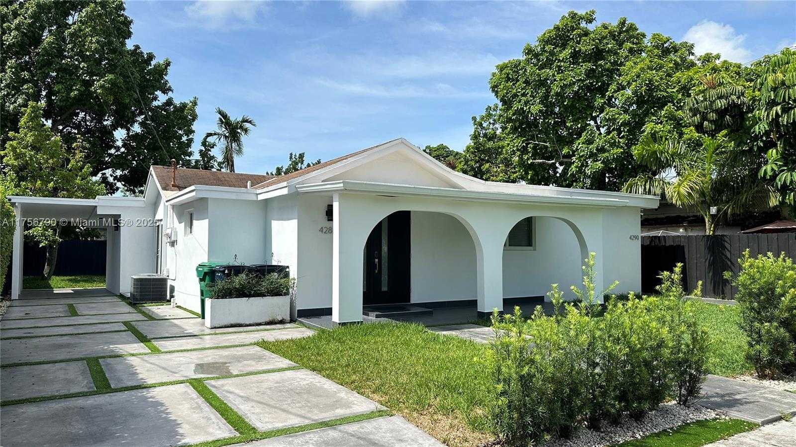 Small Image of 4288 SOUTH WEST 9TH ST, Miami Number 12