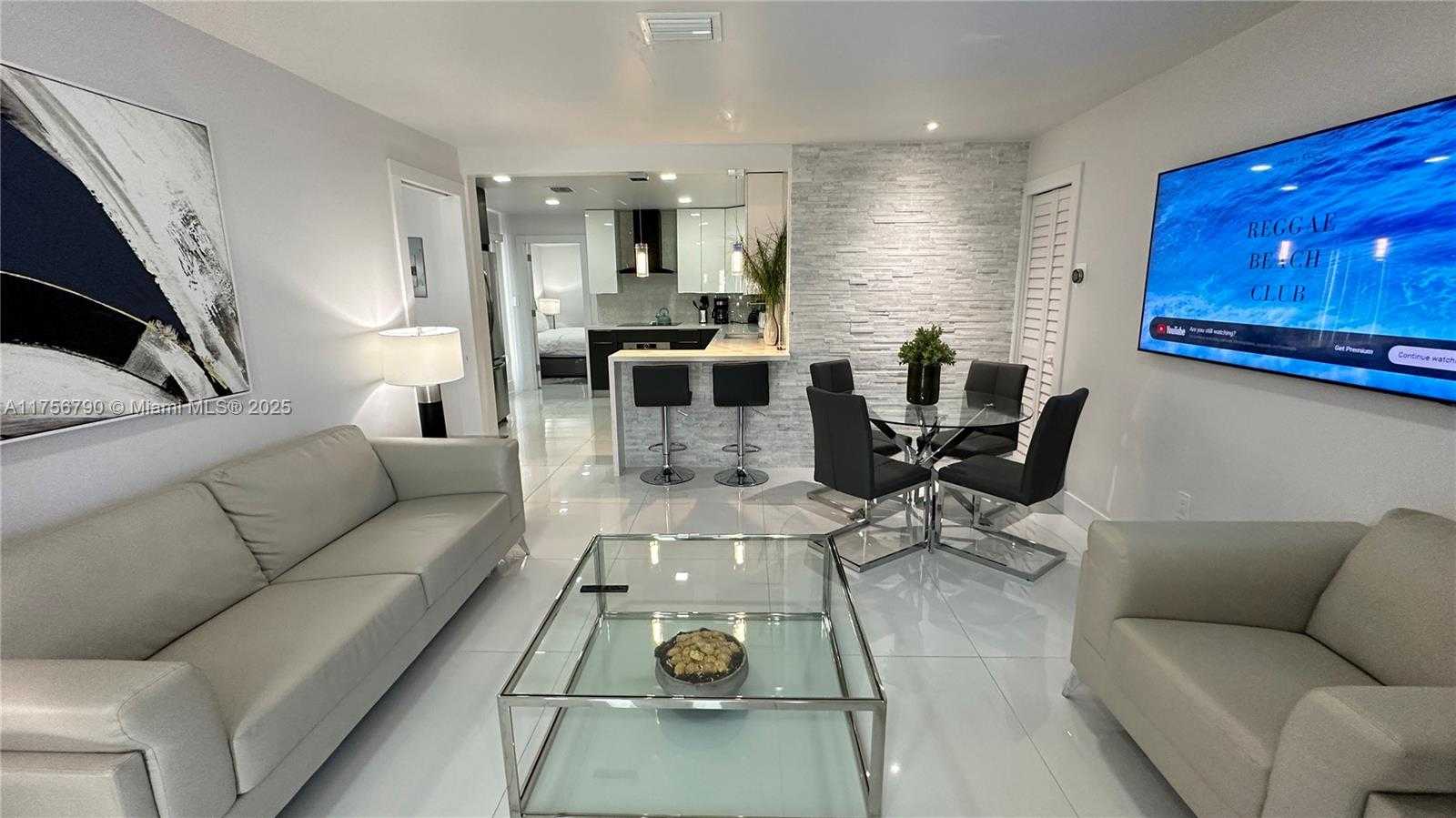 Small Image of 4288 SOUTH WEST 9TH ST, Miami Number 14