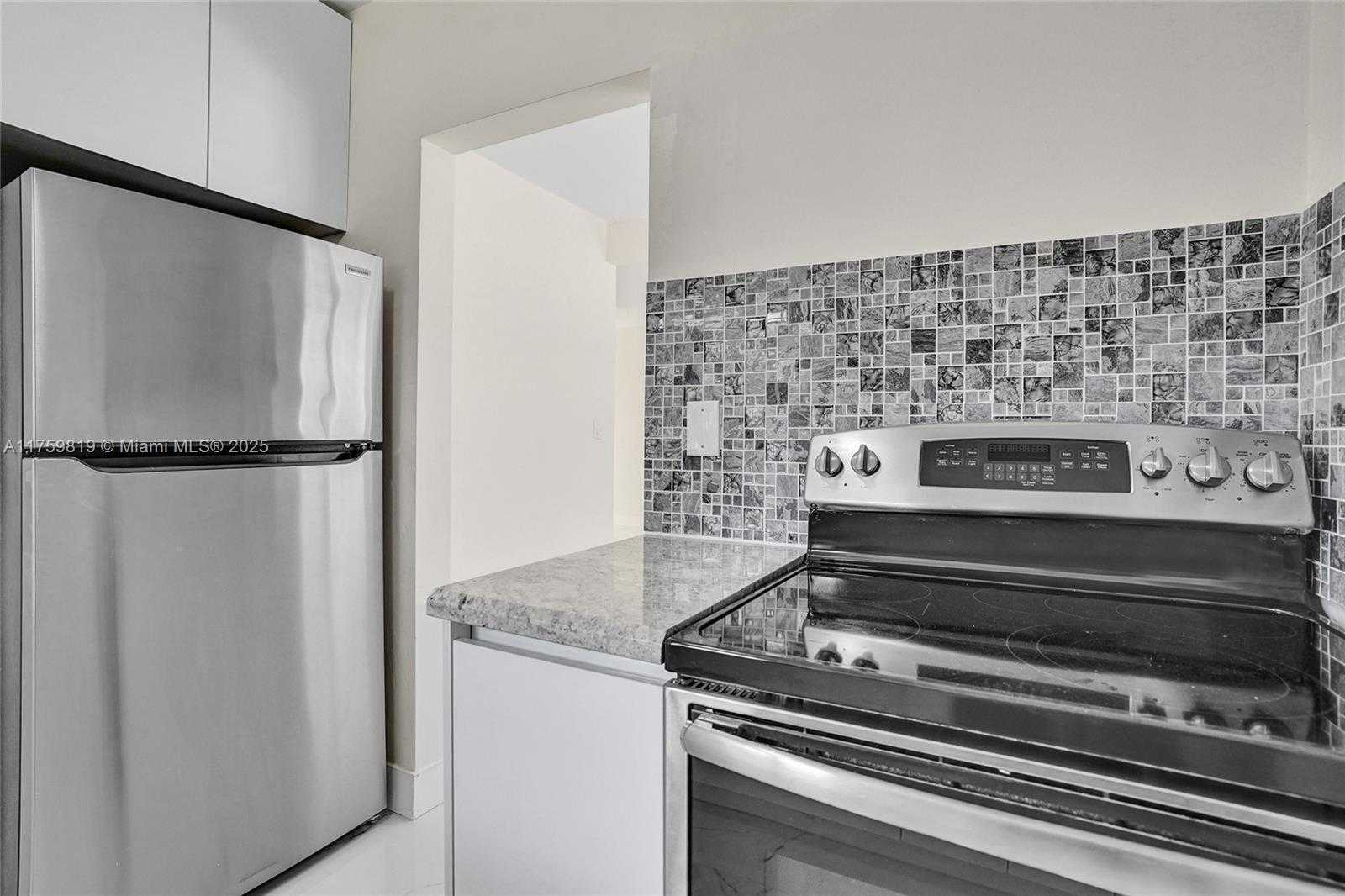 Small Image of 12055 NORTH EAST 9TH AVE #2, Biscayne Park Number 26