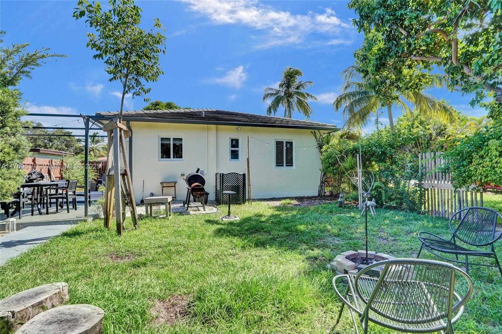 Small Image of 12055 NORTH EAST 9TH AVE #2, Biscayne Park Number 43