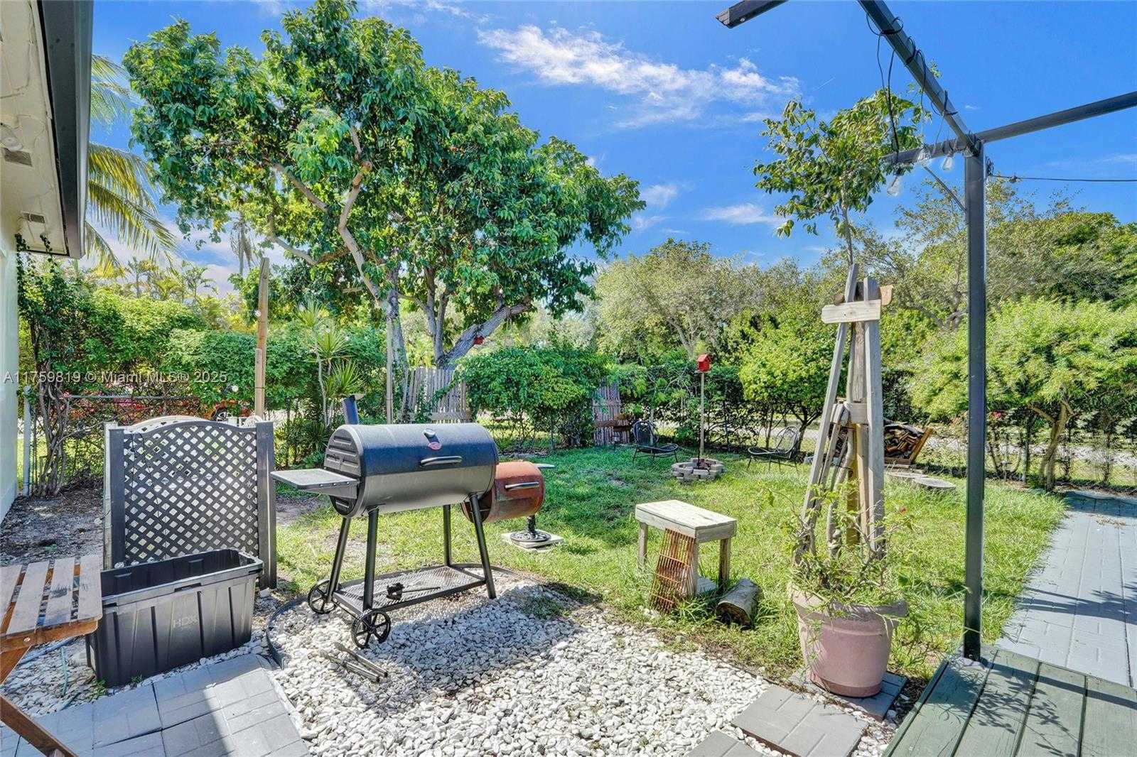 Small Image of 12055 NORTH EAST 9TH AVE #2, Biscayne Park Number 49