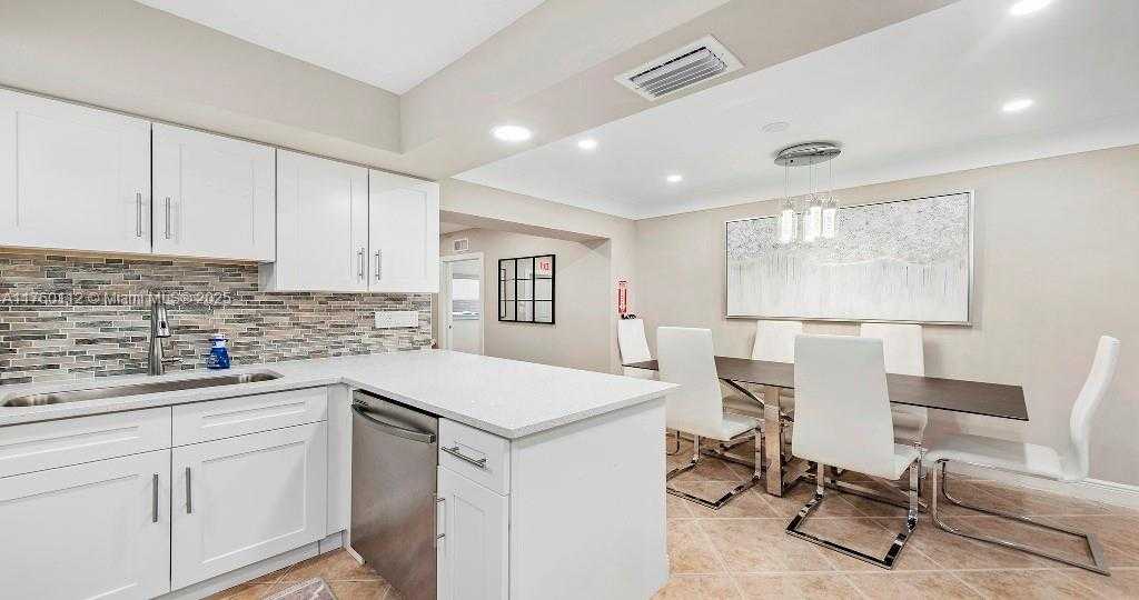 Small Image of 1765 NORTH EAST 58TH ST, Fort Lauderdale Number 26