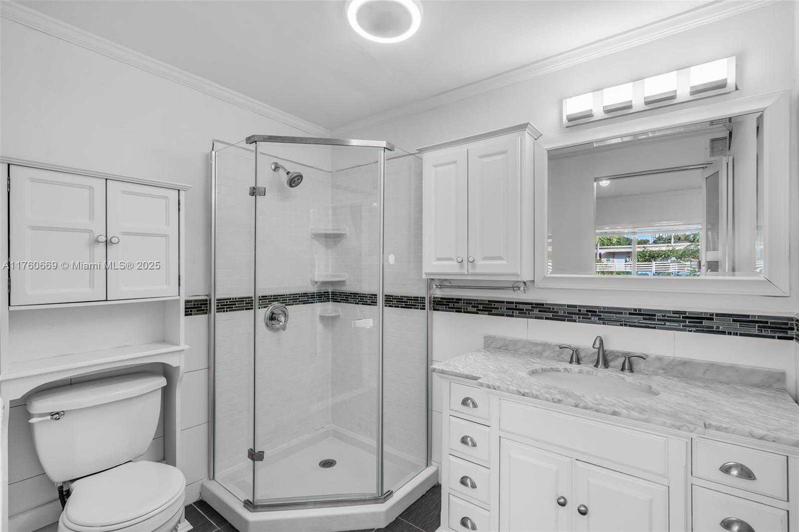 Small Image of 3800 CHARLES TER, Miami Number 34