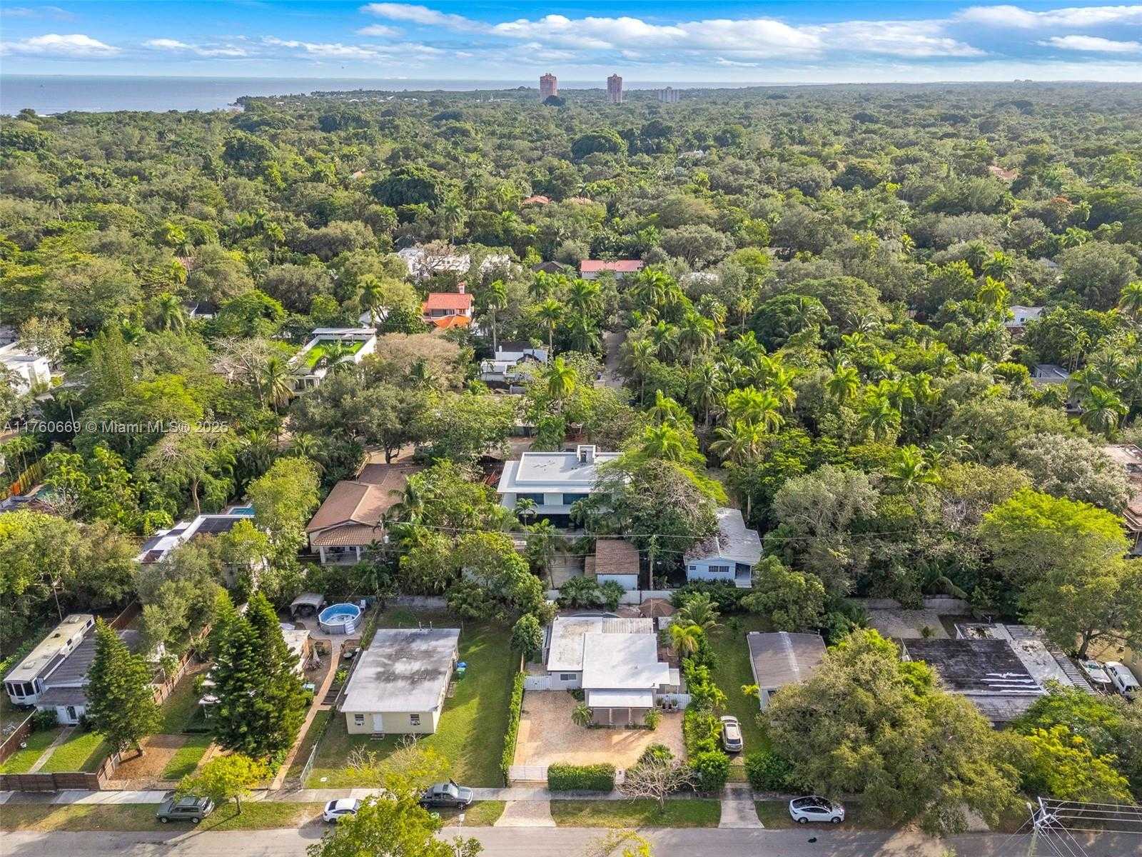 Small Image of 3800 CHARLES TER, Miami Number 38