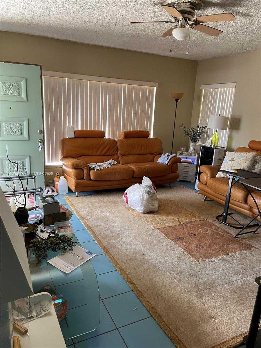 Small Image of 208 SOUTH WEST 2ND PL #2, Dania Beach Number 22