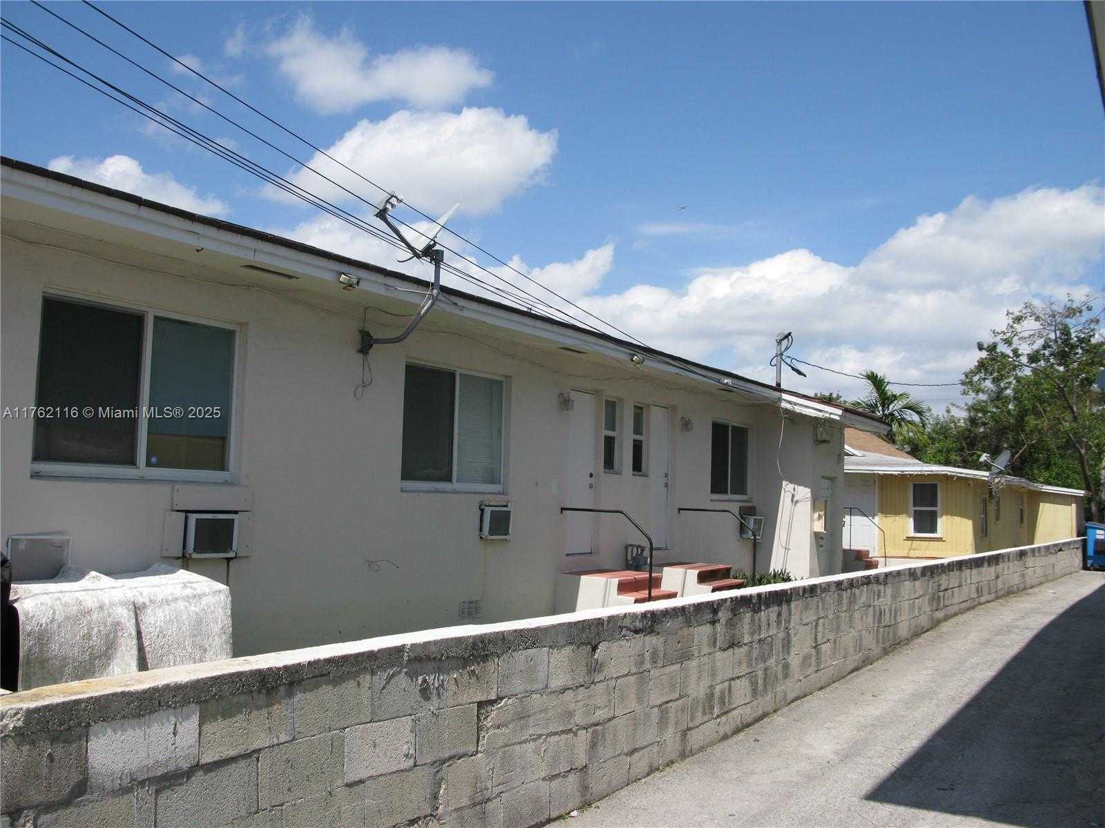 Small Image of 621 SOUTH WEST 10TH ST #5, Miami Number 10