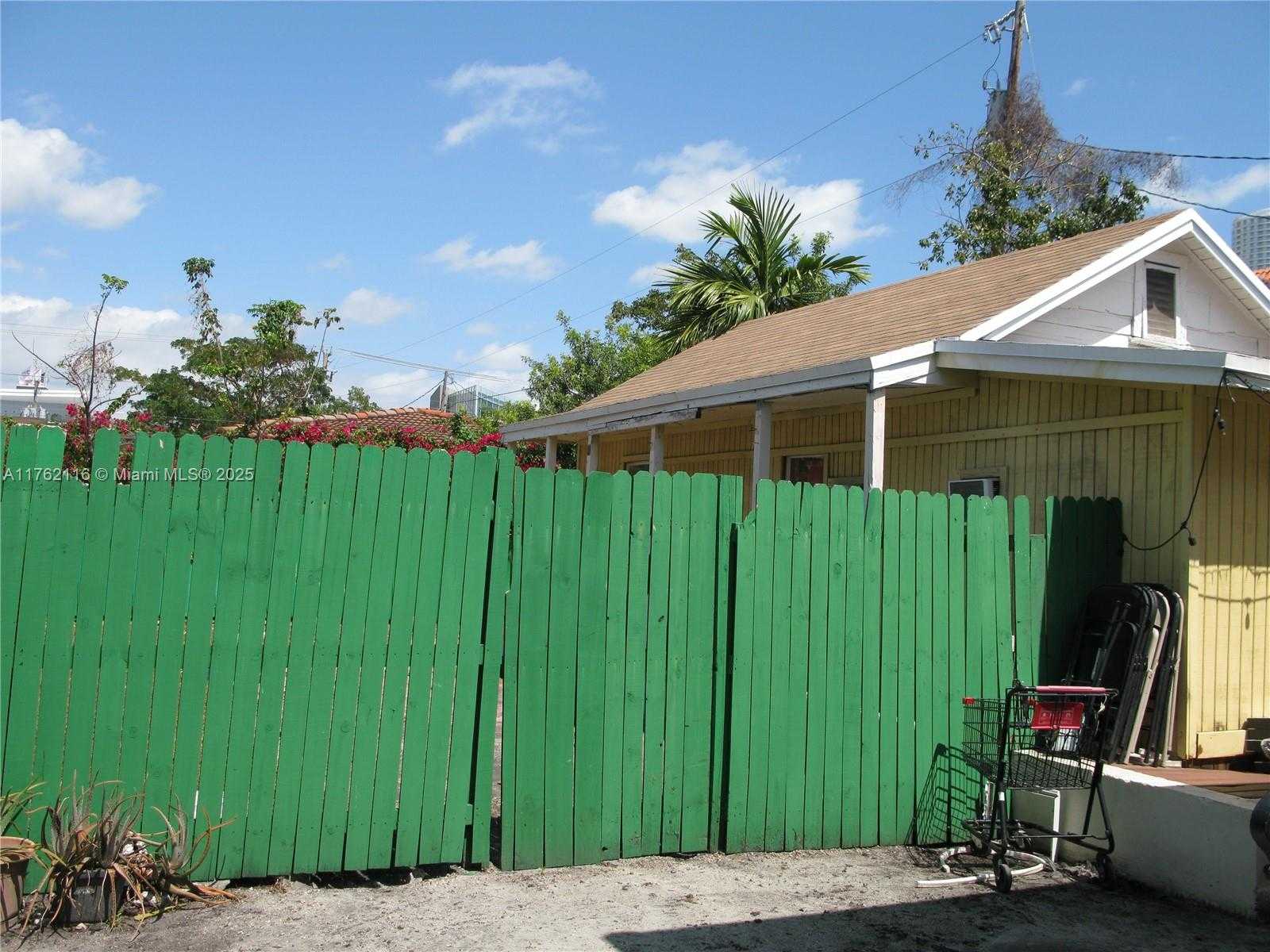 Small Image of 621 SOUTH WEST 10TH ST #5, Miami Number 16