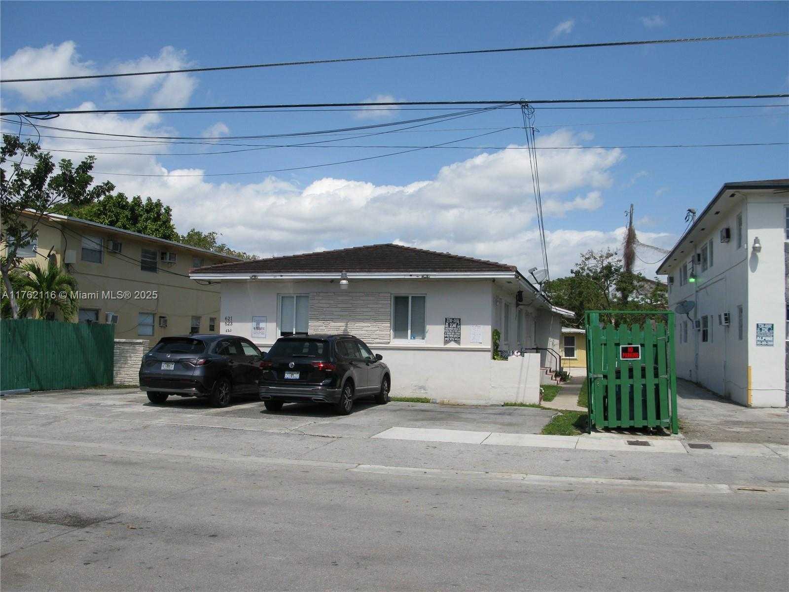 Small Image of 621 SOUTH WEST 10TH ST #5, Miami Number 19