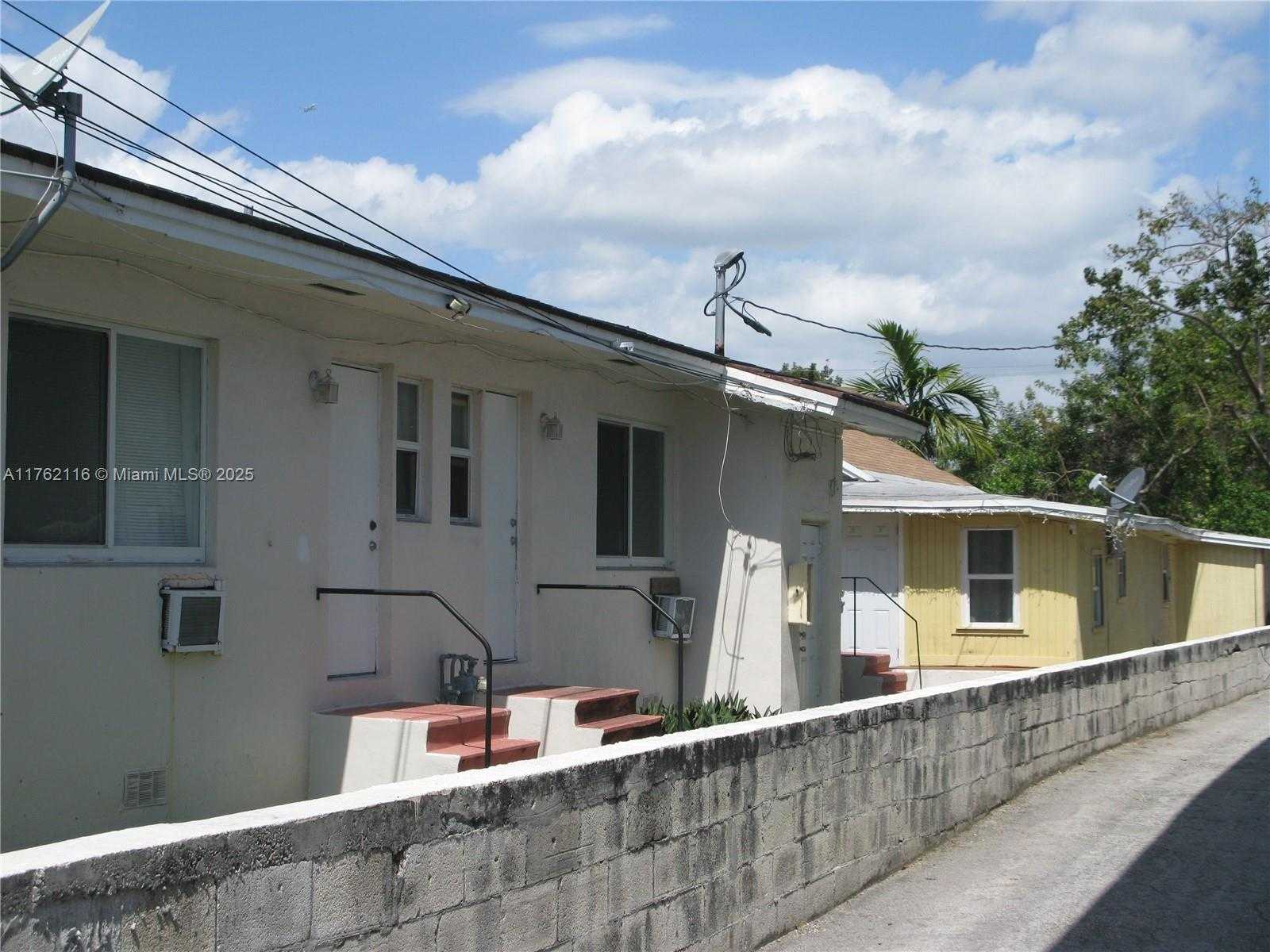 Small Image of 621 SOUTH WEST 10TH ST #5, Miami Number 6