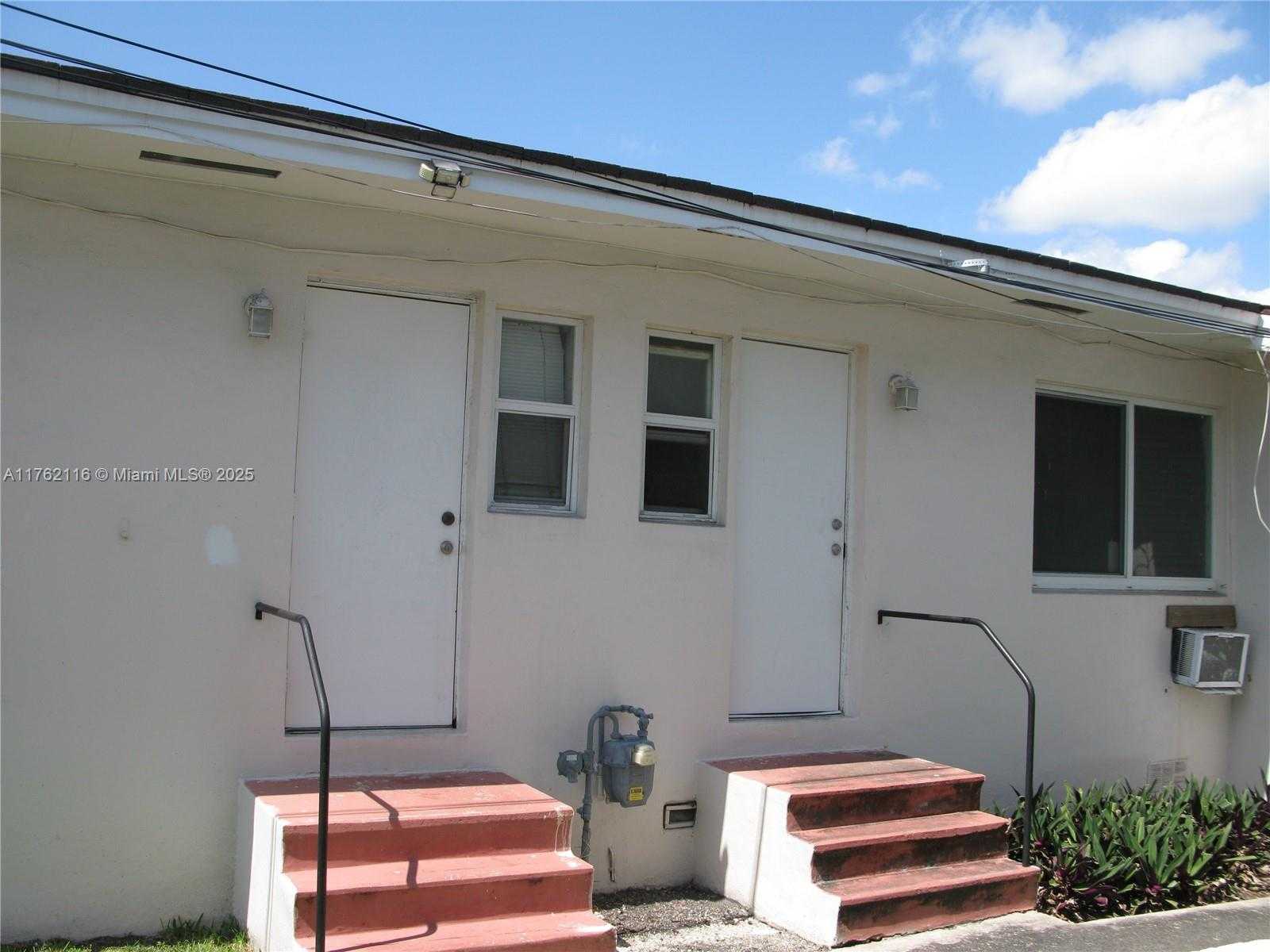 Small Image of 621 SOUTH WEST 10TH ST #5, Miami Number 9